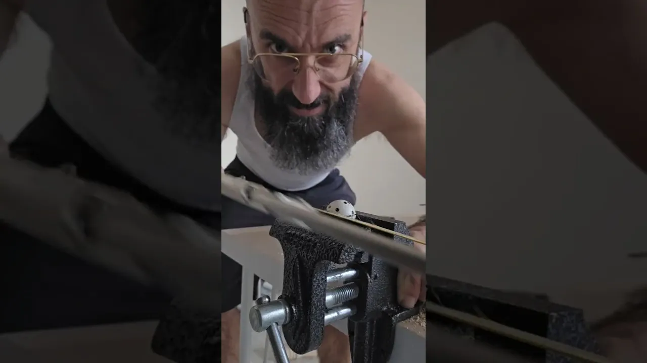 How to Understand the Inside of a Spherical Die