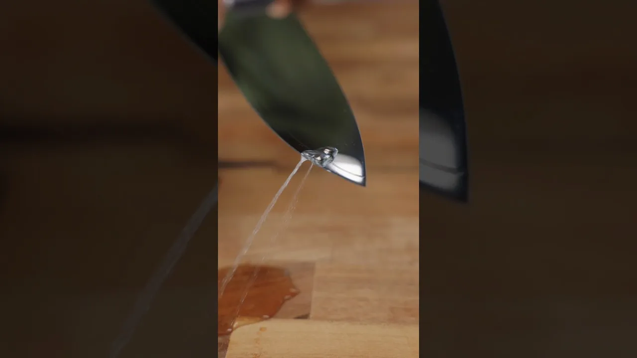 Ultrasonic Chef’s Knife Slices Through Food with Shockwaves