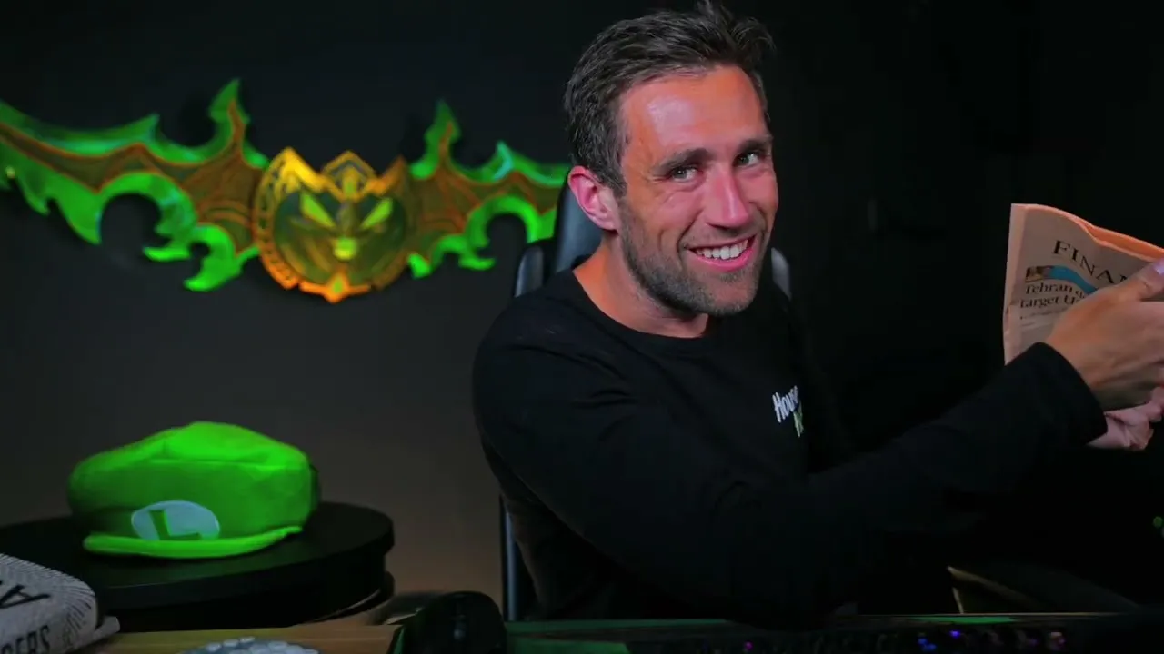 Stocks Rise as Trump Propping Market Masks Economic Weakness